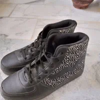 یک جفت پوتین