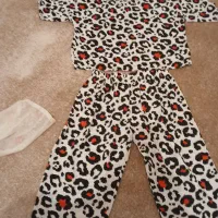 لباس و شلوار خانگی.