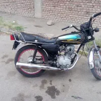 125
