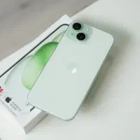 iPhone 15 normal در حد اکبند