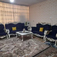 یک دست مبل ۷ نفره|مبلمان خانگی و میز عسلی|هشتگرد, طاووسیه|دیوار