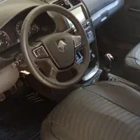 ماشین واسه استخدام دارم