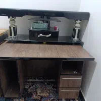 میز کامپیوتروتلویزیون