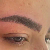 مدل برای ابرو نیازمندم بدون تتو