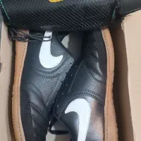 کفش ورزشی نایک نو سایز 43به همراه زربه گیر