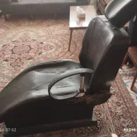 صندلی کوتاهی زنانه