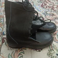پوتین بهمن چرم مشکی سایز 46 آکبند ونو