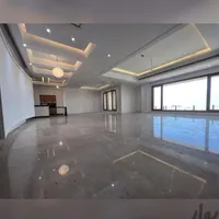 فروش آپارتمان ۱۸۵ متری ۳ خوابه، طبقه آخر