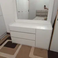 میز آرایش کاملا سالم