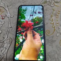 گوشی سالم و تمیز