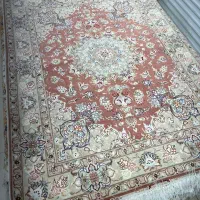 ۳متری فرش دستباف ۵۵رج تبریز ابریشم سالم وتمیز|فرش|تهران, گلستان (شهرک راه آهن)|دیوار