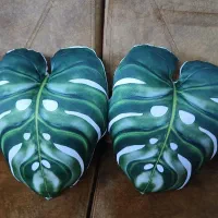 دو عدد کوسن پر شده نونو