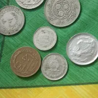 تعدادی سکه جمهوری اسلامی ایران