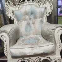 مبل هفت نفره به همراه میز عسلی
