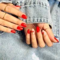 کاشت ناخن صومعه سرا