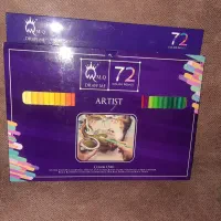 مداد رنگی و دفتر طراحی اسکیس