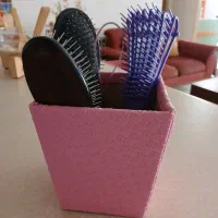 جای برس و شونه