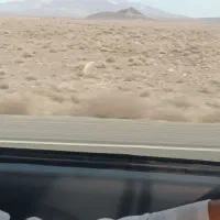زمین بغل جاده