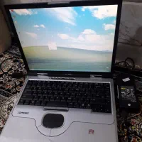 لبتاپ سالم هستش یمقدار  خط روی بدنه هستش