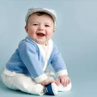 نیازمند دو نیرو (پرستار کودک  و آشپز)