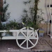 استند گل، وگلدان