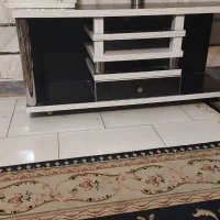 میز تلویزیون چوب ام دی اف و هایگلاس زیر قیمت