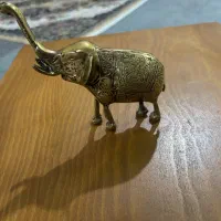 مجسمه برنجی