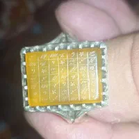 انواع انگشتر و سنگ‌های اصل