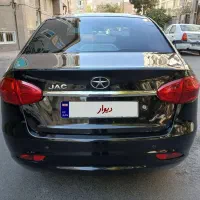 جک j4 مدل 1402 بدون رنگ و خط و خش|خودرو سواری و وانت|تهران, حبیب الله|دیوار