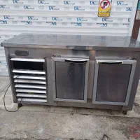 یخچال میز کاری تمام استیل درحد نو