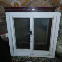 2پنجره آلمینیوم 60 در 60 سنگین سالم در حد نو