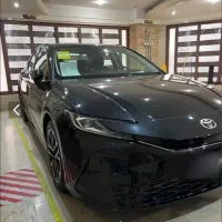 تویوتا کمری ۲/۵ لیتر پرمیوم ۲۰۲۵ مشکی صفر