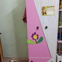 کمد لباس و چوب رختی بچگانه