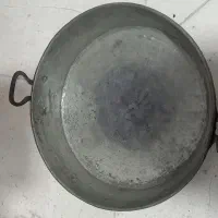 ماهیتابه مسی قدیمی