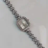 ساعت مچی|ساعت|قم, باجک دو|دیوار