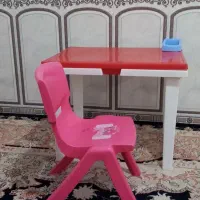 میز تحریر و صندلی
