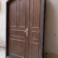در آپارتمانی