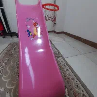 تعدادی وسایل بازی کودک
