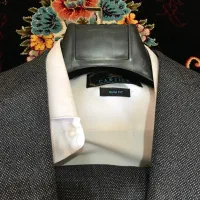 کت شلوار|لباس|چالوس, |دیوار