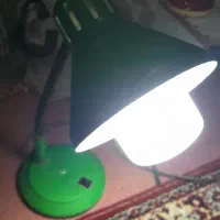 چراغ مطالعه فلزی به شرط کار