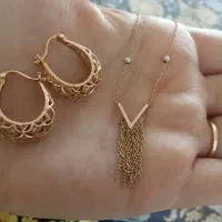 زنجیر پلاک و گوشواره