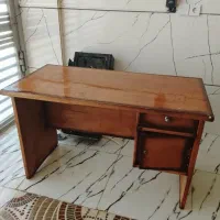 میز اداری و اجاق گاز سه شعله