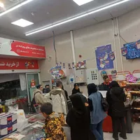فروشنده خانم شیفت ثابت صبح یا ثابت عصر