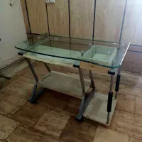 میز کامپیوتر تمیز