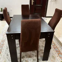 میز غذا خوری چهار نفره