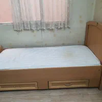 تخت یک نفره