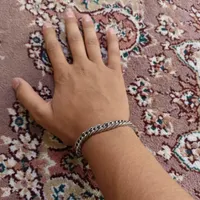 دستبند نقره ای