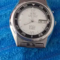 ساعت اورینت ژاپنی