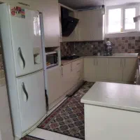 اجازه زیرزمین کرسی بلند حیاط ماشین رو