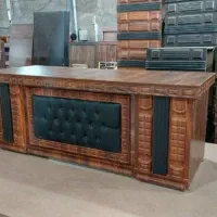 میز مدیریتی آراد